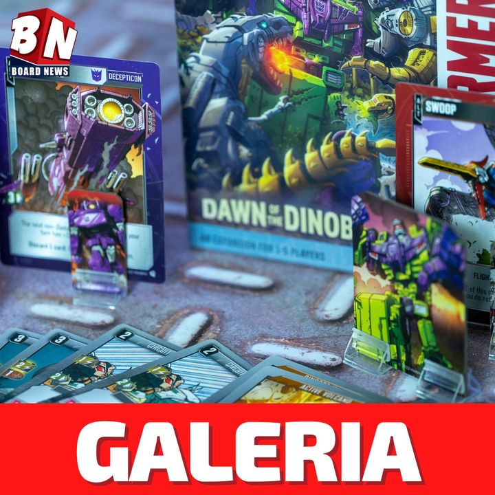  Renegade Game Studio - Transformers Deck Building Game 